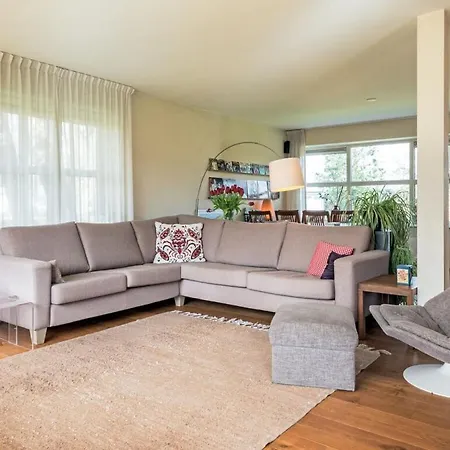 With 2 Bedrooms