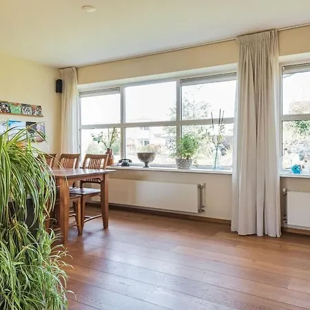 With 2 Bedrooms Aagtdorp
